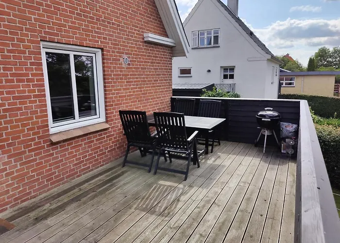 Bjergby فيلة Hjørring